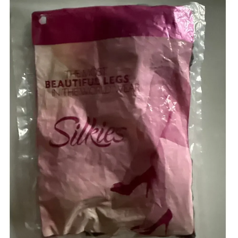 VTG 90s/00s Silkies Knee-hi's | Regular | Off Black | 3 Pair Pack | 100% Nylon
